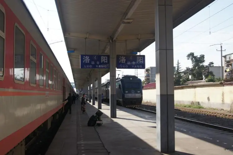 義烏市到洛陽物流專線-物流專線天天發(fā)車「不隨意加價」 義烏市到洛陽物流專線-物流專線天天發(fā)車「不隨意加價」