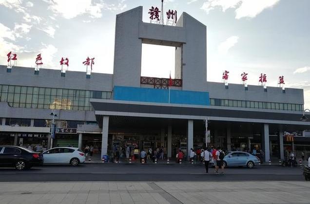 義烏市到贛州物流專線-轎車托運(yùn)專線「市縣派送」